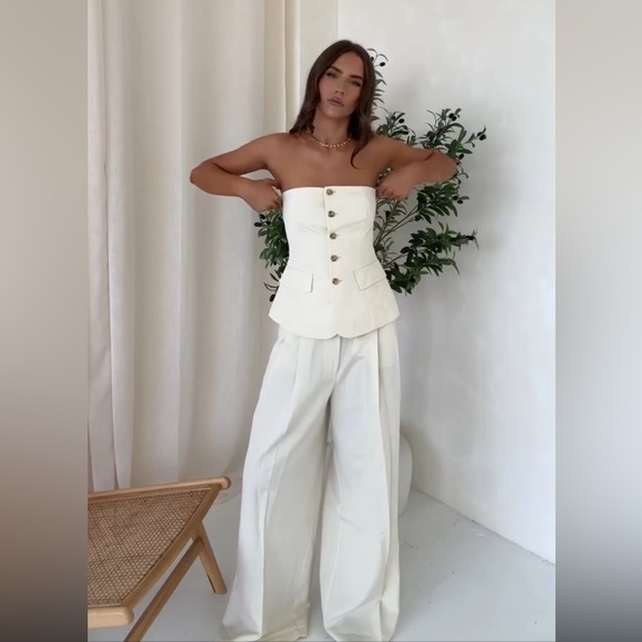 ZARA BUTTONED VEST TOP - Picture 11 of 17